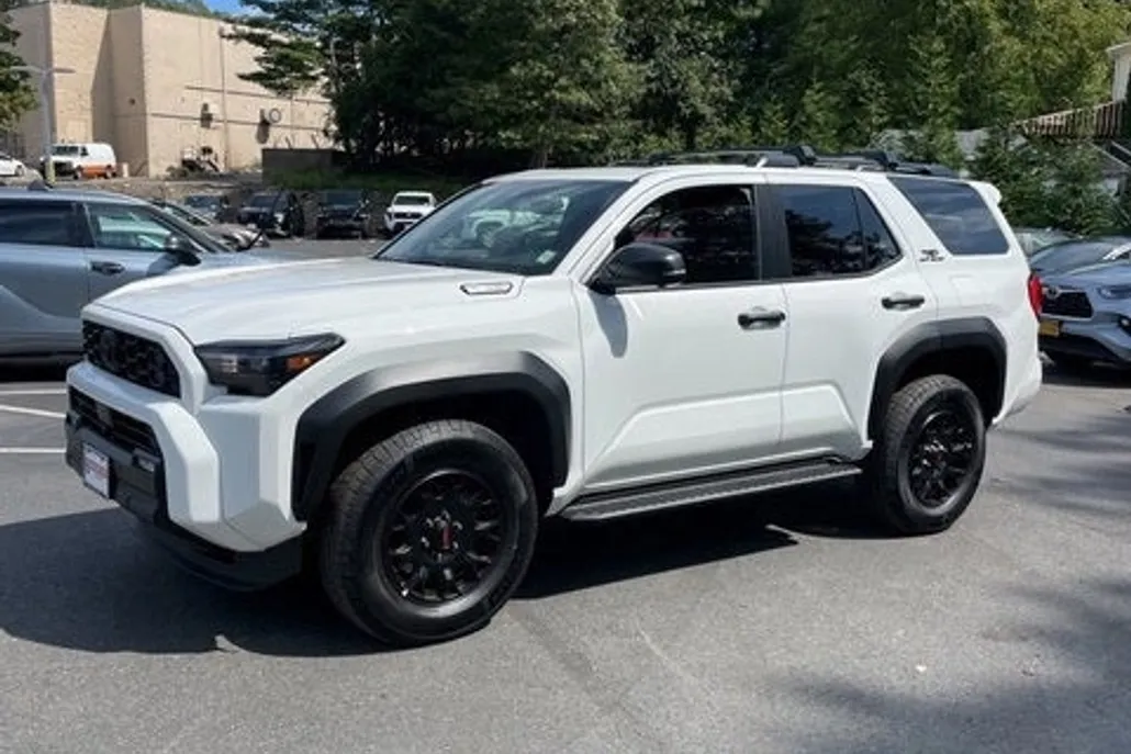2025 Toyota 4Runner TRD Premium photo 1