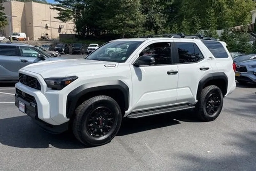 2025 Toyota 4Runner TRD Premium photo 1