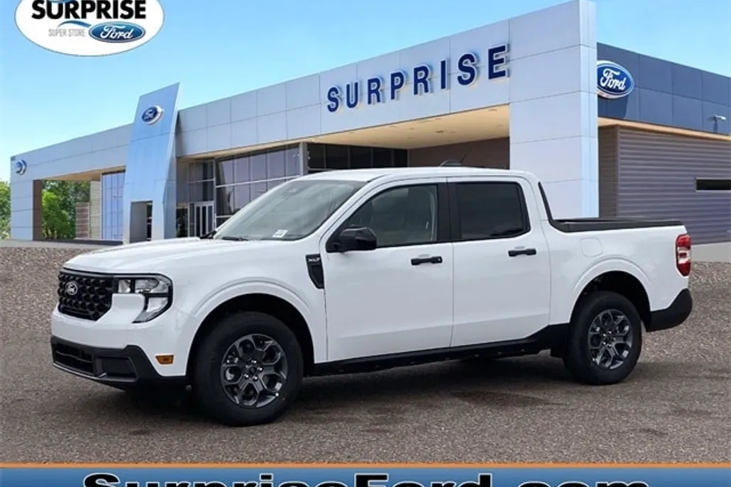 2025 Ford Maverick XLT photo 1