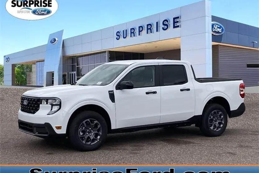 2025 Ford Maverick XLT photo 1