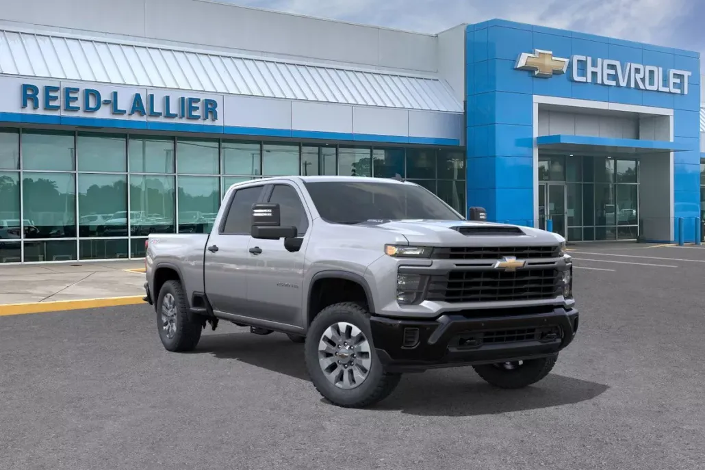 2026 Chevrolet Silverado 2500HD Custom photo 1