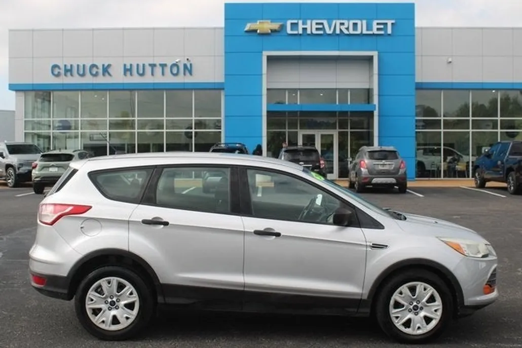 2014 Ford Escape S photo 1