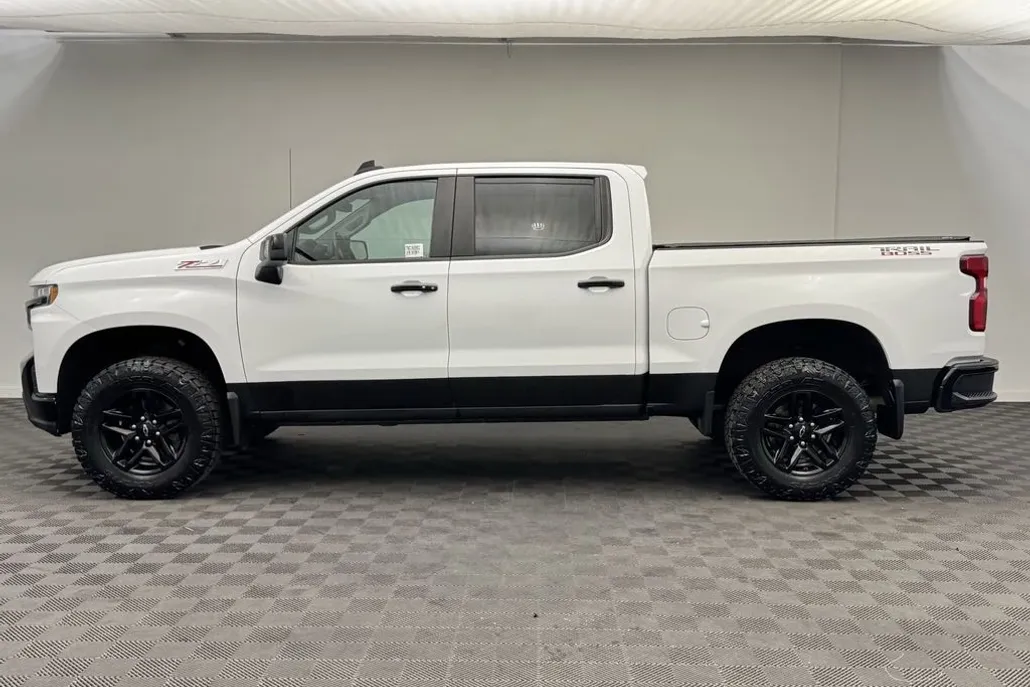 2022 Chevrolet Silverado 1500 LT Trail Boss photo 1