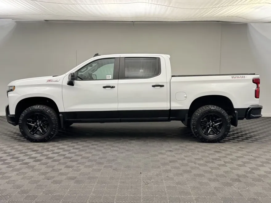 2022 Chevrolet Silverado 1500 LT Trail Boss photo 1