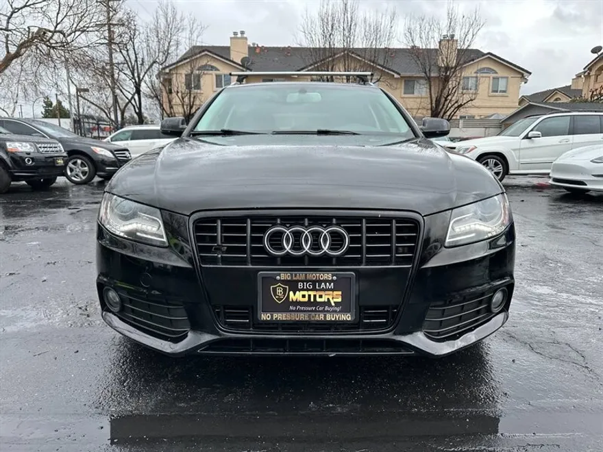2010 Audi A4 2.0T Quattro Avant Prestige photo 1