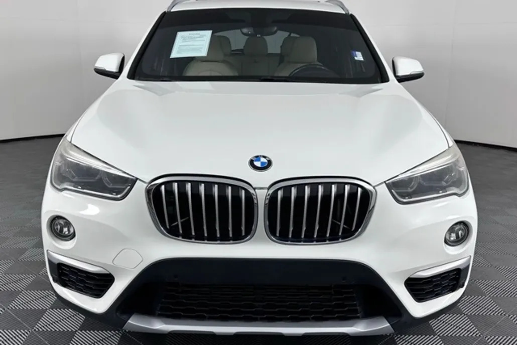 2017 Bmw X1 sDrive28i photo 1