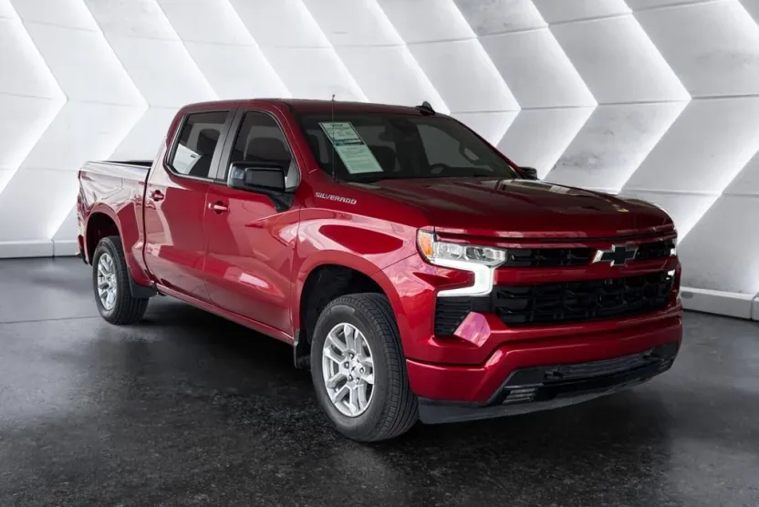 2023 Chevrolet Silverado 1500 RST photo 1