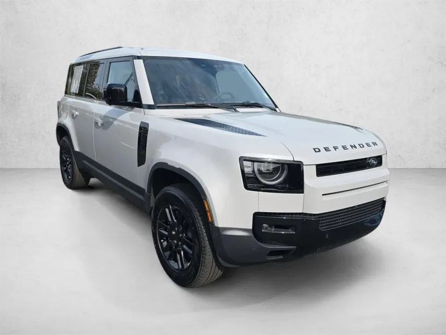 2026 Land Rover Defender 110 S photo 1