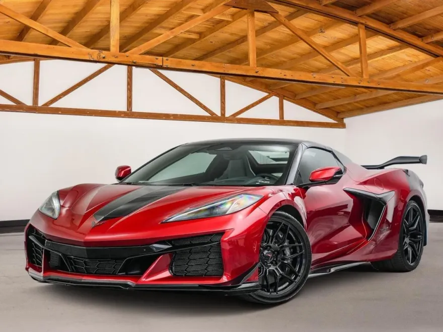 2024 Chevrolet Corvette Z06 2LZ photo 1