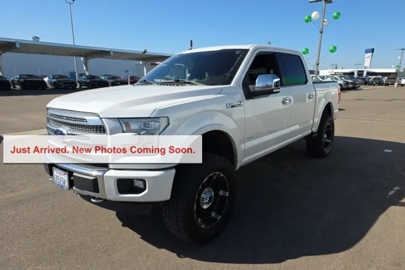 2015 Ford F-150 Platinum photo 1