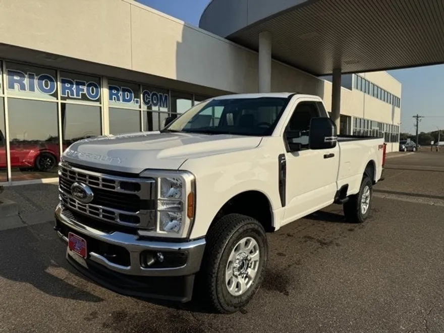 2024 Ford F-350 photo 1