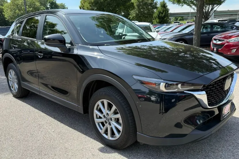 2022 Mazda CX-5 2.5 S Preferred photo 1