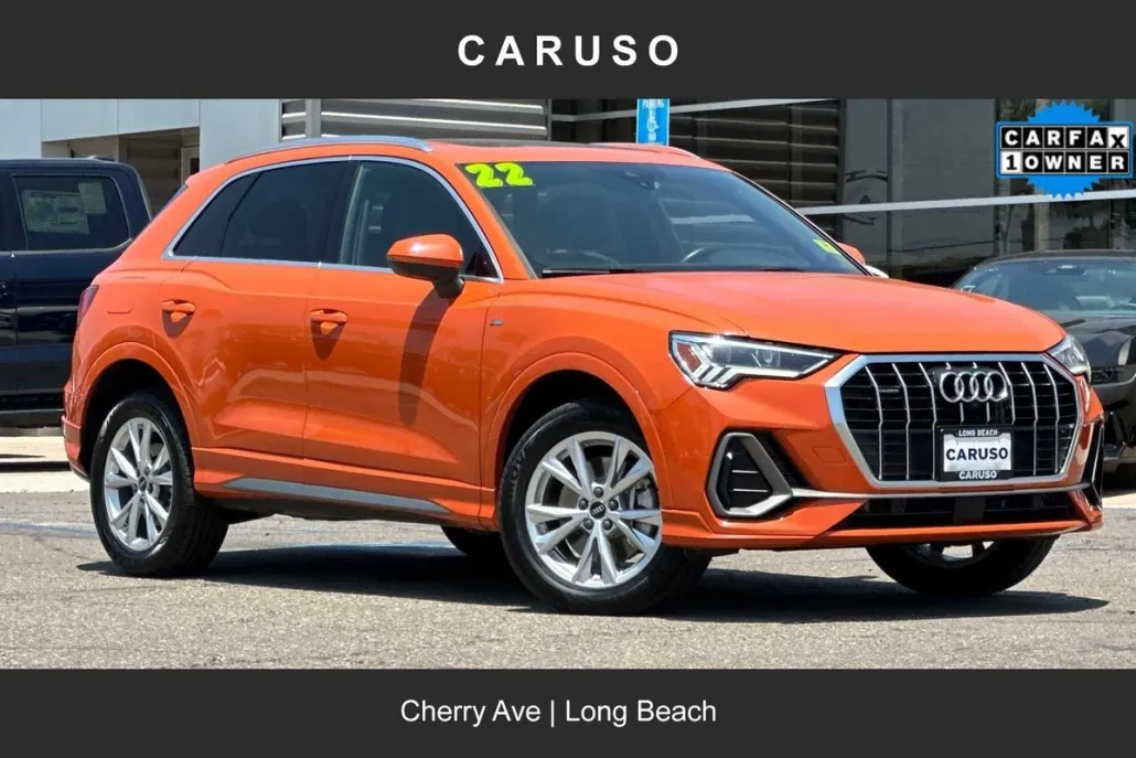 2022 Audi Q3 S line Premium Plus photo 1