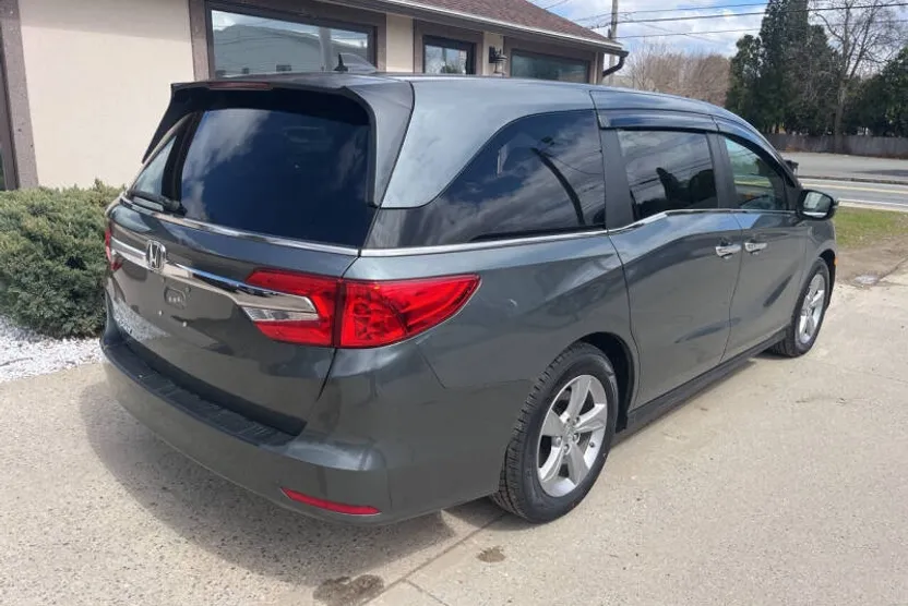 2020 Honda Odyssey EX-L photo 1