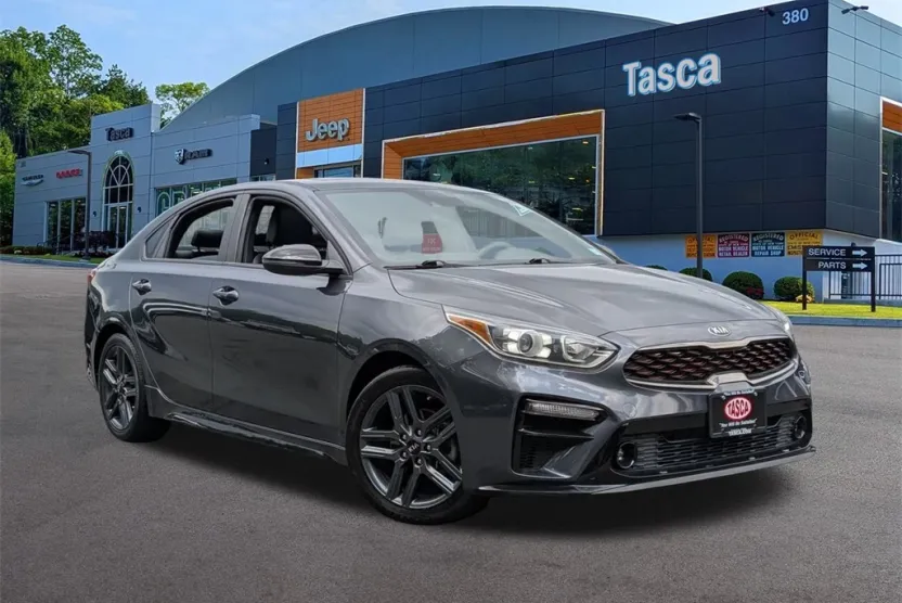 2021 Kia Forte GT-Line photo 1
