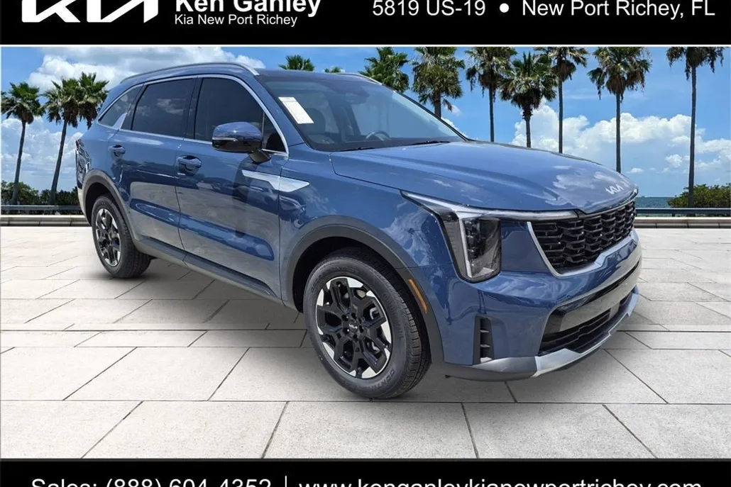 2025 Kia Sorento S photo 1