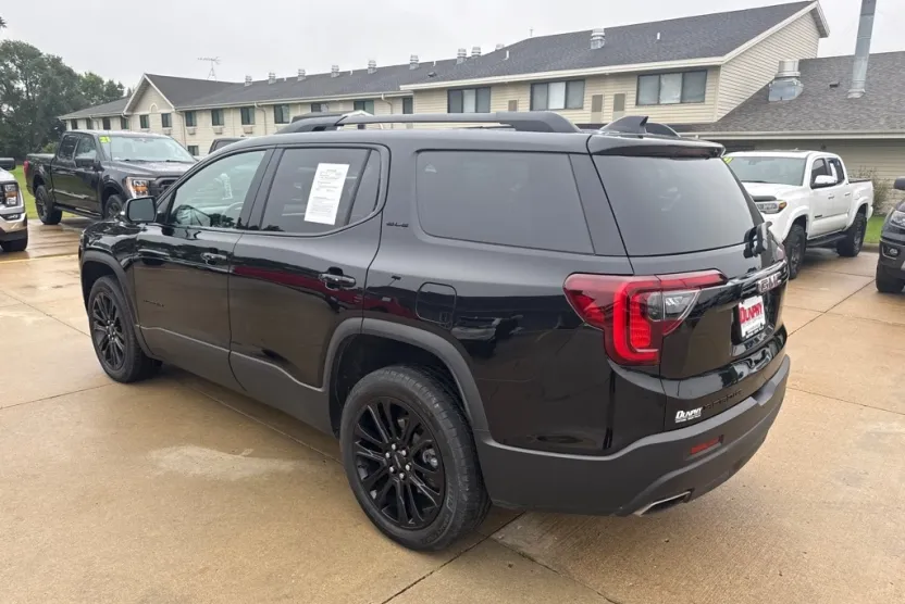 2023 Gmc Acadia SLE photo 1