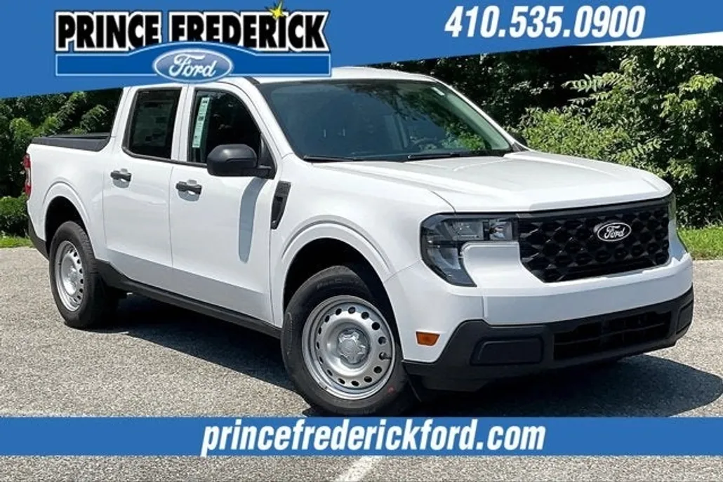 2025 Ford Maverick XL photo 1