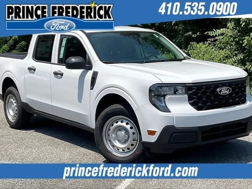 2025 Ford Maverick XL photo 1