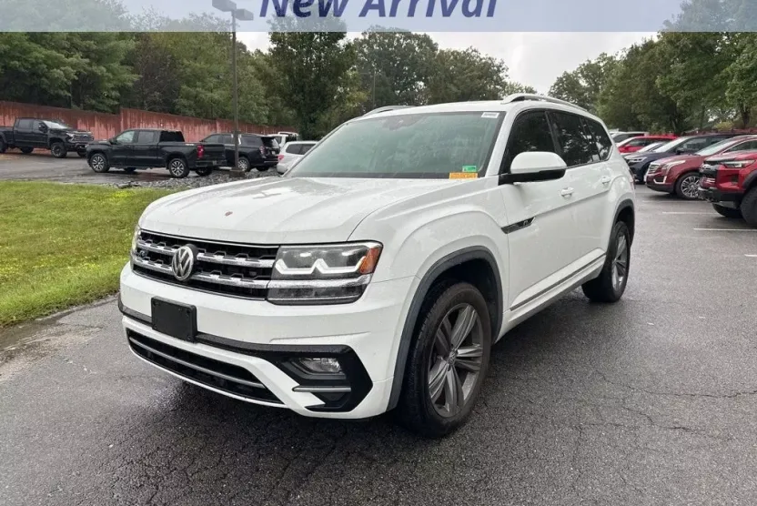 2019 Volkswagen Atlas V6 SEL R-Line photo 1