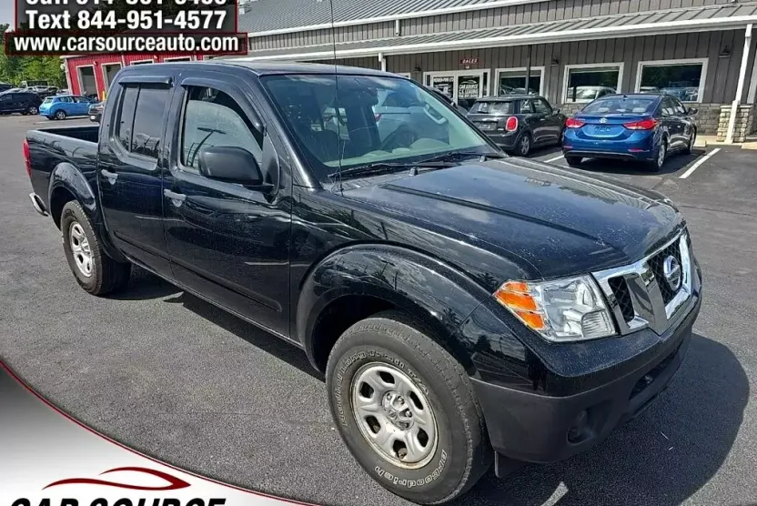 2013 Nissan Frontier S photo 1
