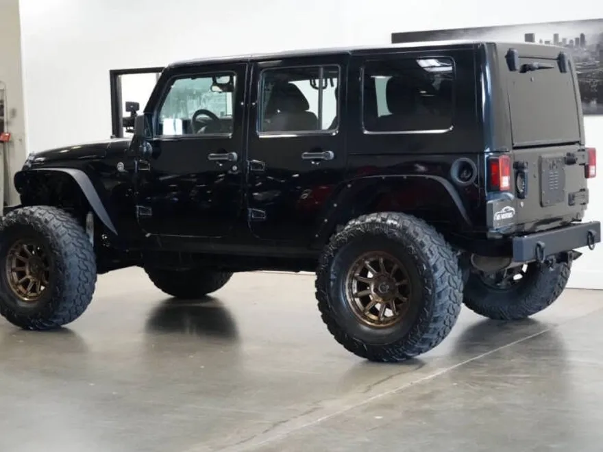 2013 Jeep Wrangler Unlimited Sport photo 1