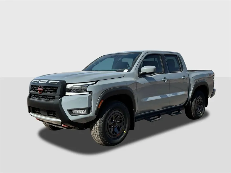 2025 Nissan Frontier PRO-4X photo 1