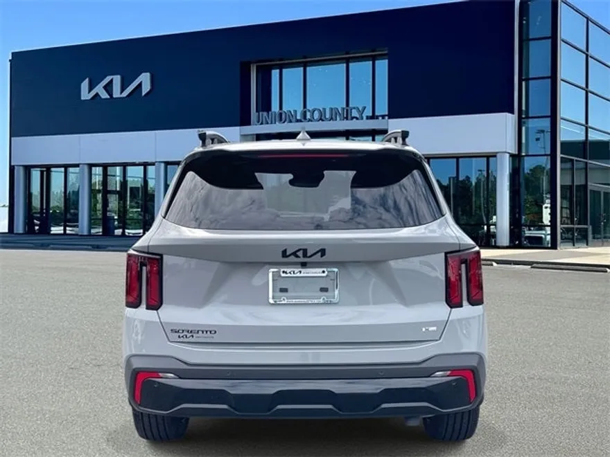 2026 Kia Sorento X-Line EX photo 1