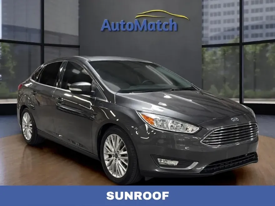 2018 Ford Focus Titanium photo 1