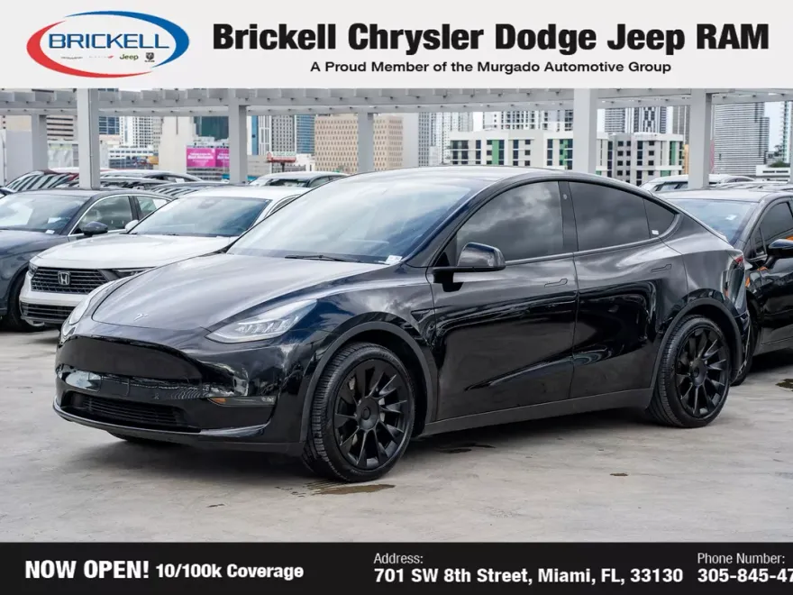 2021 Tesla Model Y Long Range photo 1