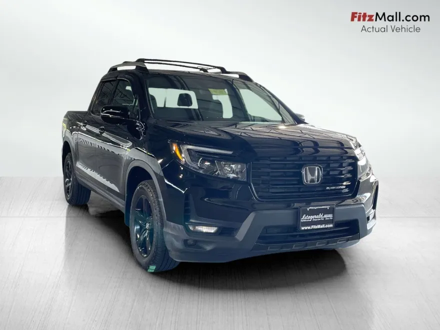 2023 Honda Ridgeline Black Edition photo 1