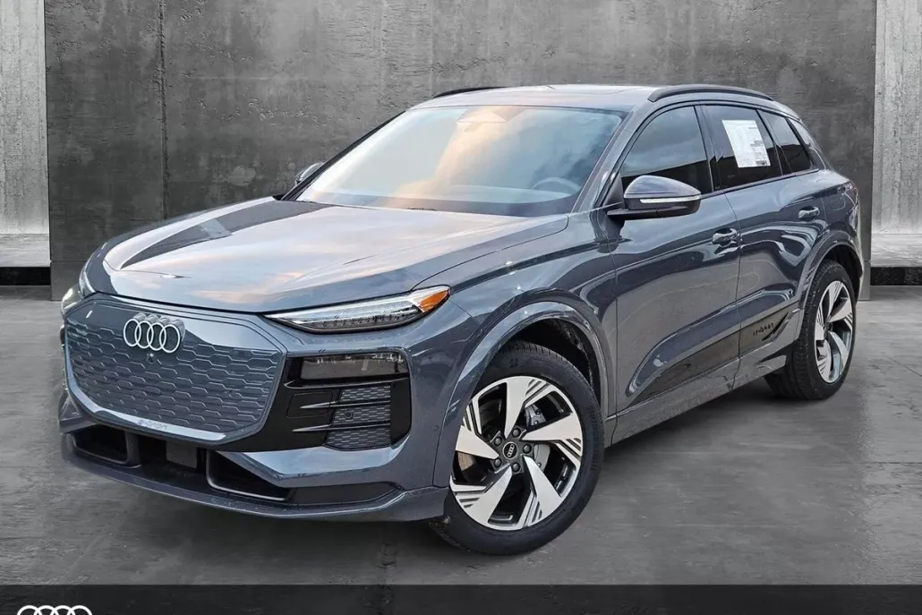 2025 Audi Q6 E-tron Premium Plus photo 1