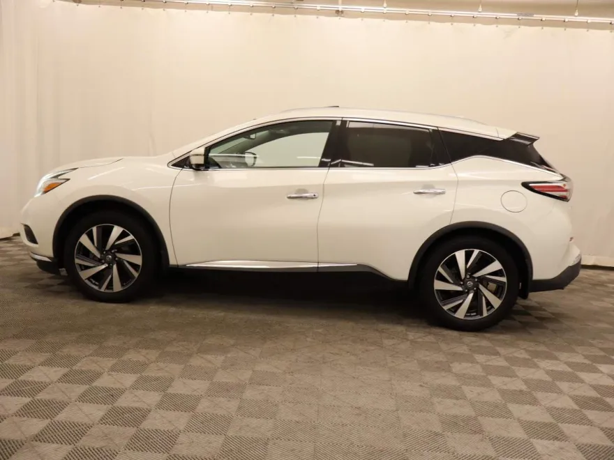 2017 Nissan Murano Platinum photo 1