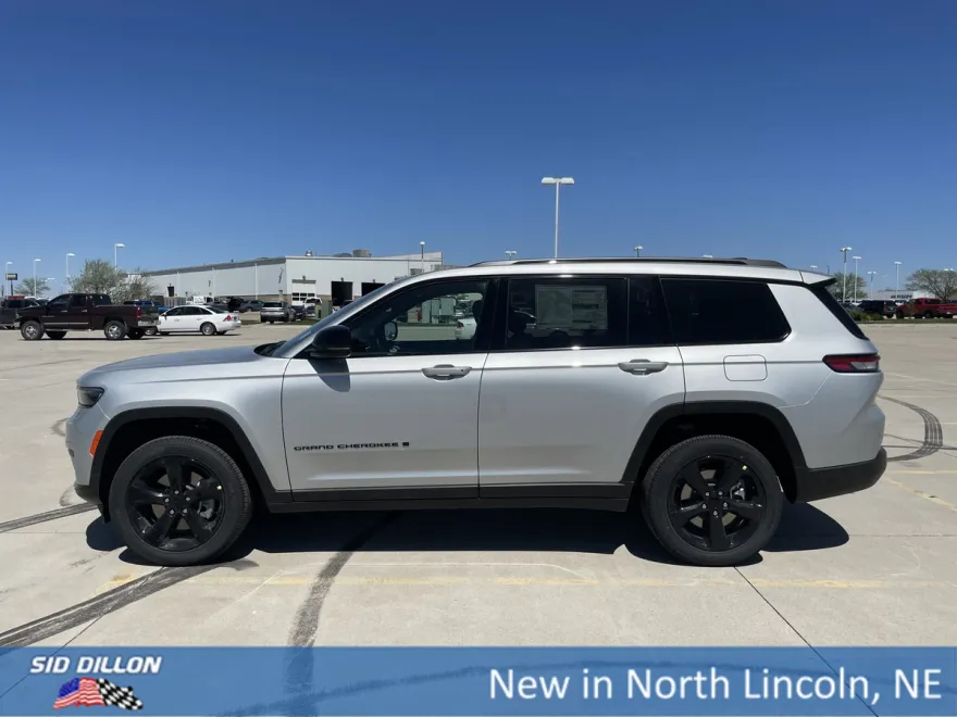 2025 Jeep Grand Cherokee Altitude X photo 1