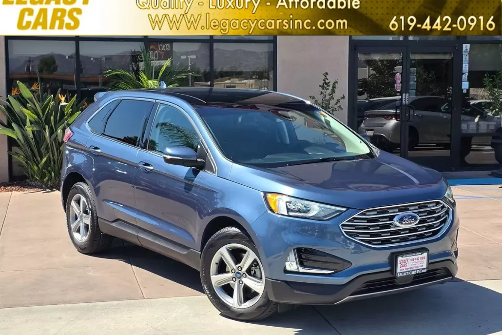 2019 Ford Edge SEL photo 1