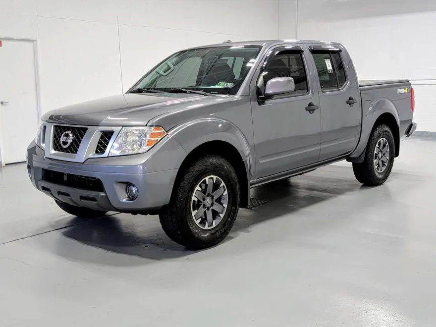2018 Nissan Frontier PRO-4X photo 1