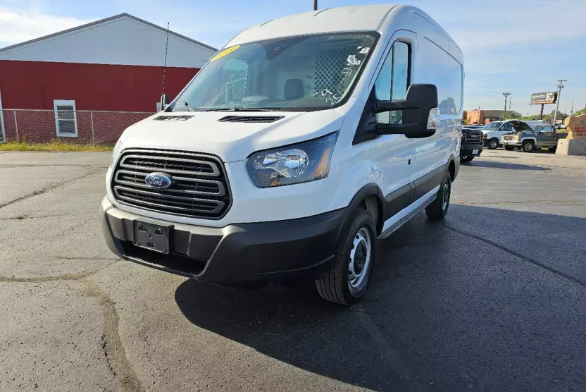 2019 Ford Transit Van photo 1