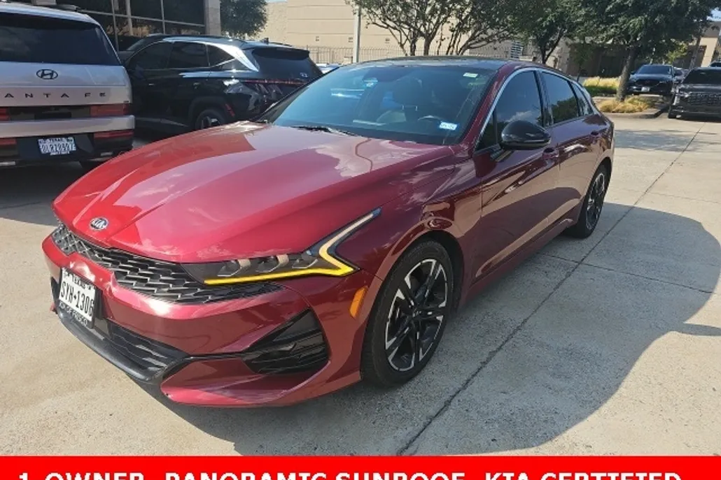 2021 Kia K5 GT-Line photo 1