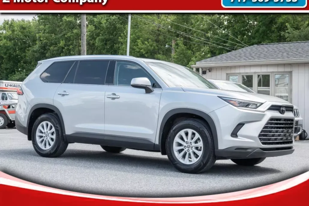 2024 Toyota Grand Highlander XLE photo 1