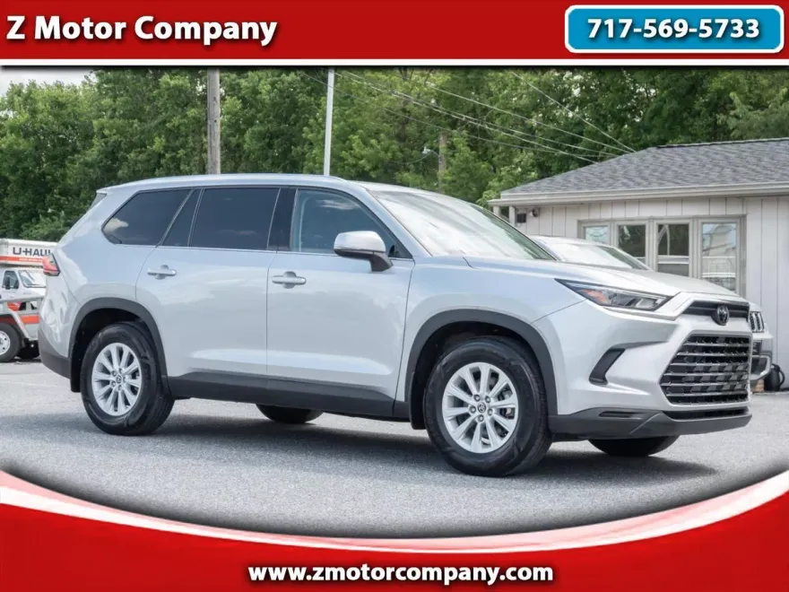 2024 Toyota Grand Highlander XLE photo 1