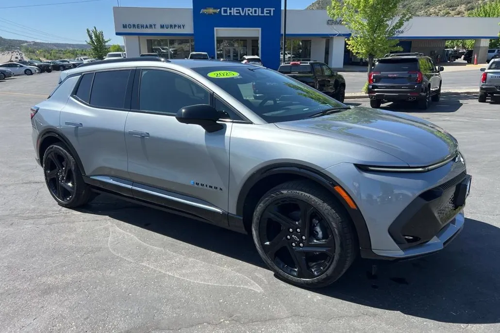 2025 Chevrolet Equinox EV 3RS photo 1