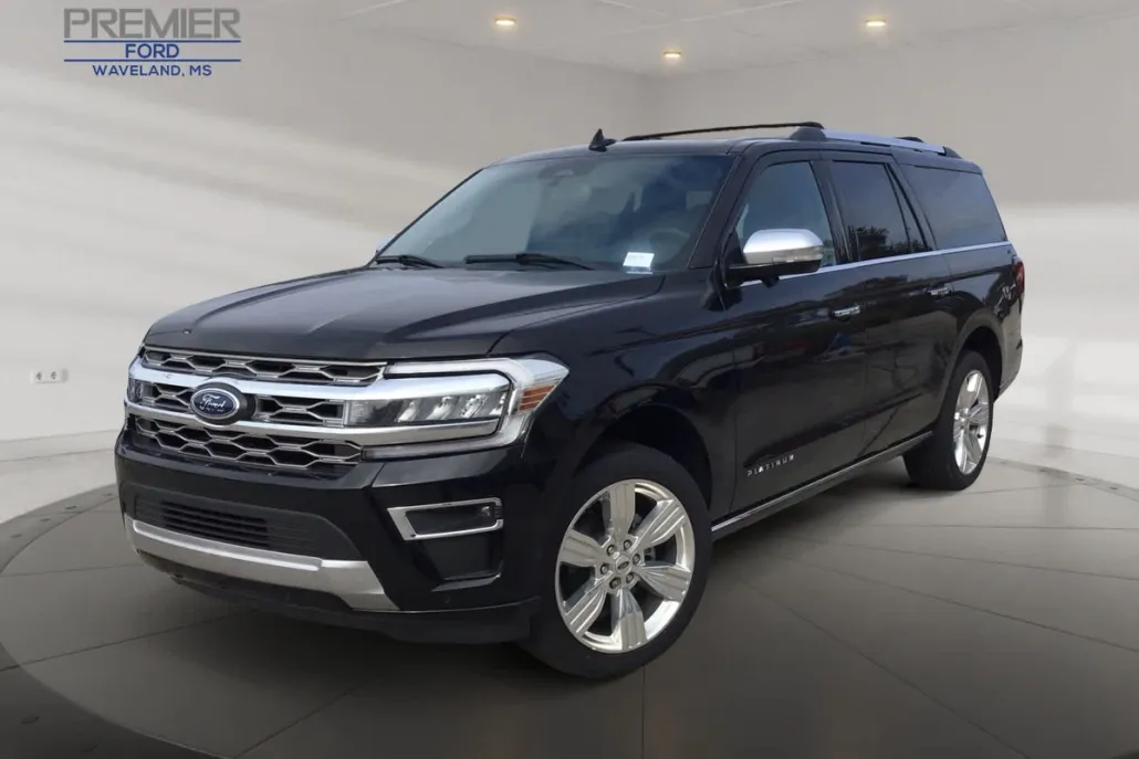 2024 Ford Expedition MAX Platinum photo 1