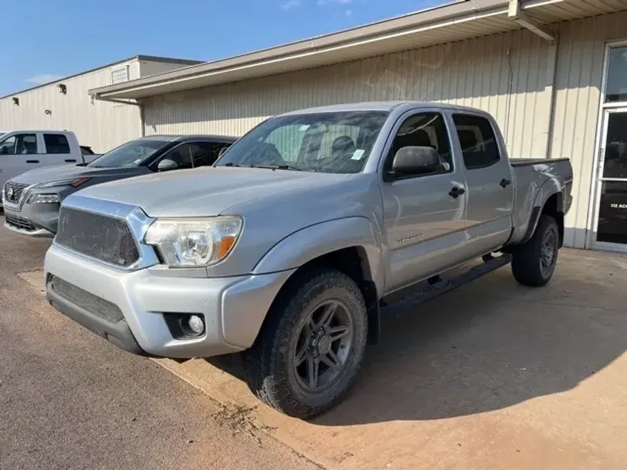 2013 Toyota Tacoma PreRunner V6 photo 1