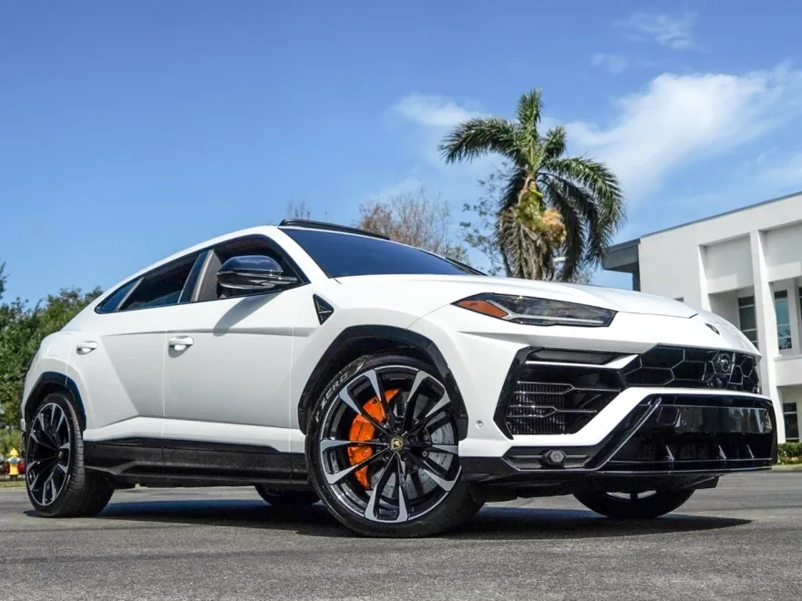 2022 Lamborghini Urus photo 56