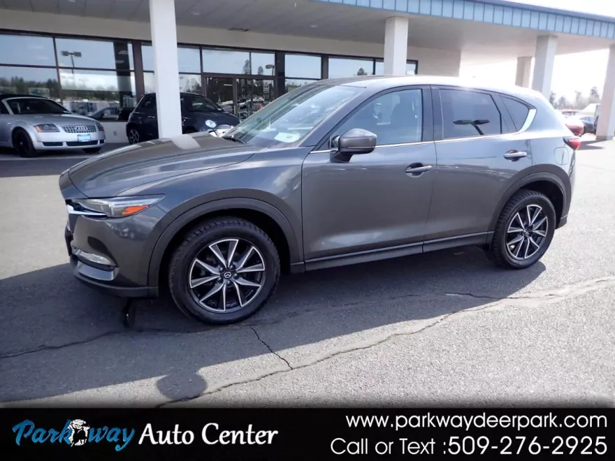 2017 Mazda CX-5 Grand Touring photo 1