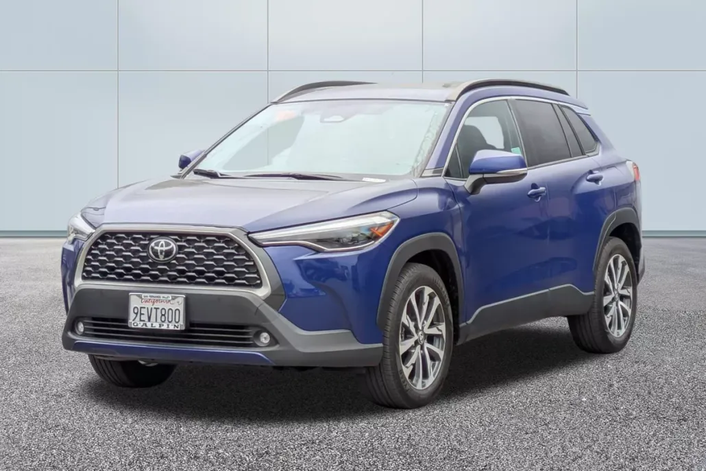 2023 Toyota Highlander XLE photo 1