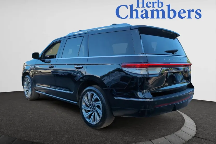 2022 Lincoln Navigator Reserve photo 1