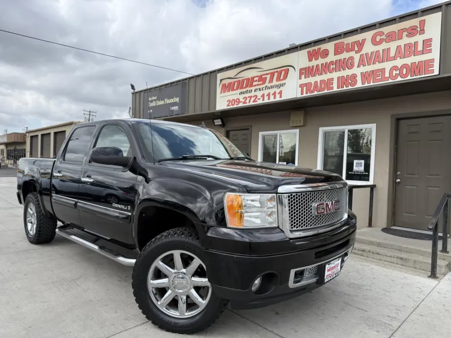 2009 Gmc Sierra 1500 Denali photo 1