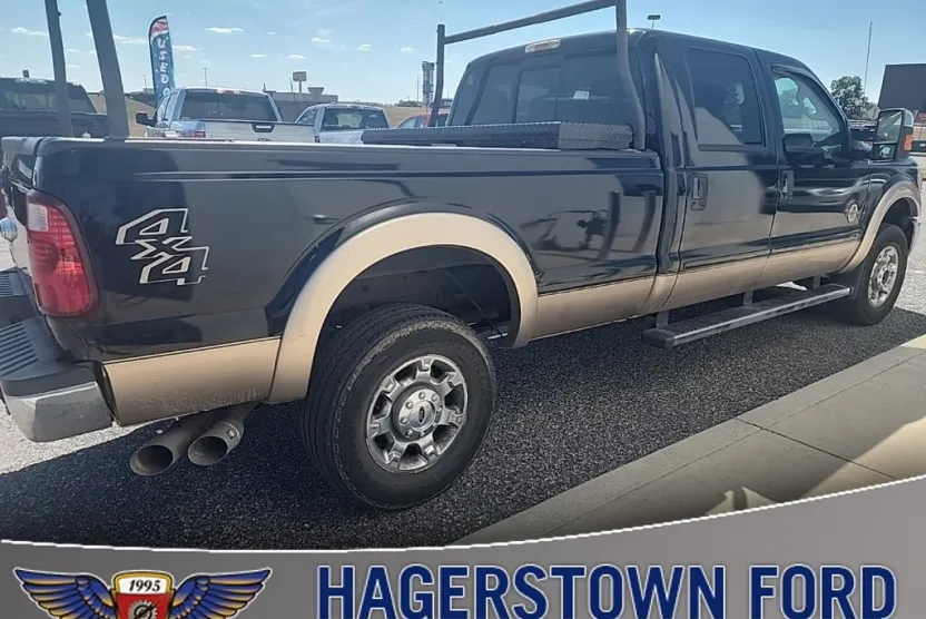 2014 Ford F-350 Lariat photo 1