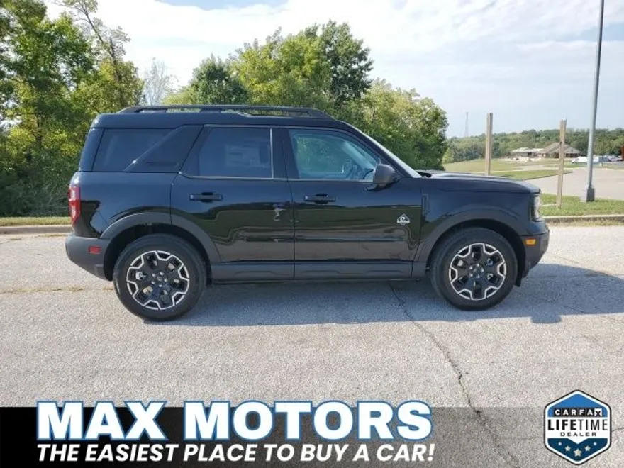 2025 Ford Bronco Sport Outer Banks photo 1